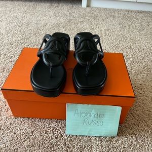 *** SOLD *** Hermes Gispy Sandals Black Leather Size 38 Brand New in Box
